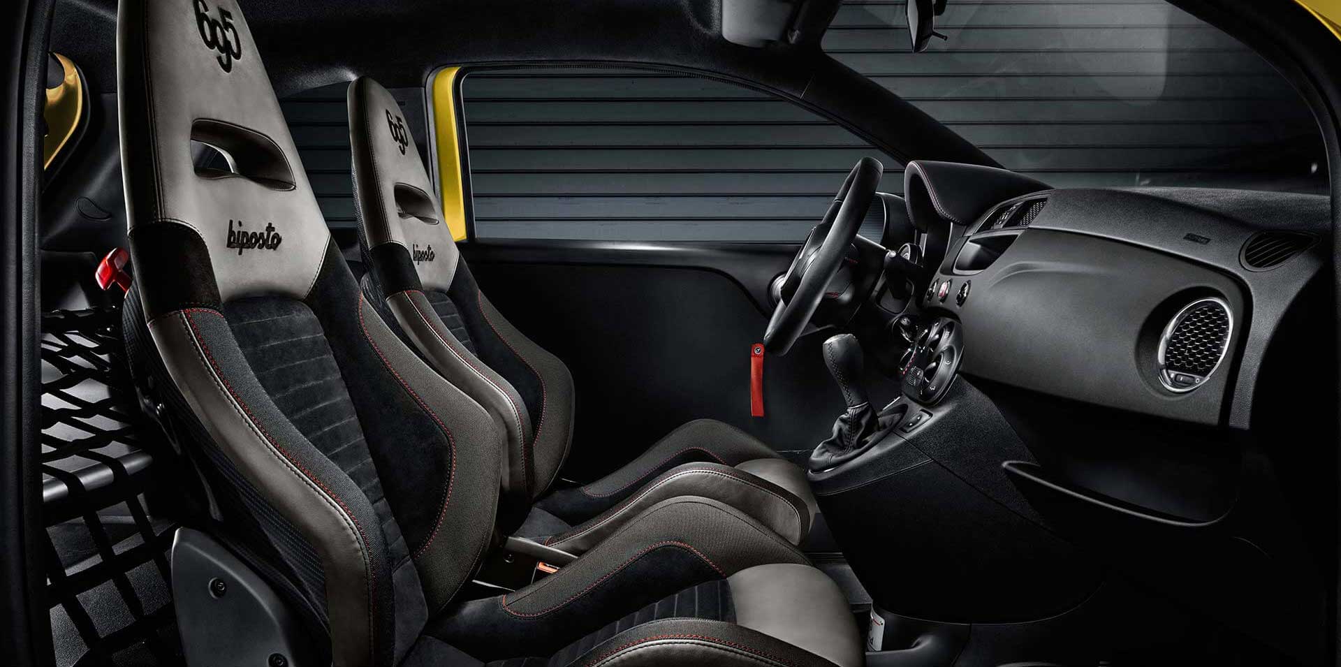 Interni Abarth 695 Biposto Record