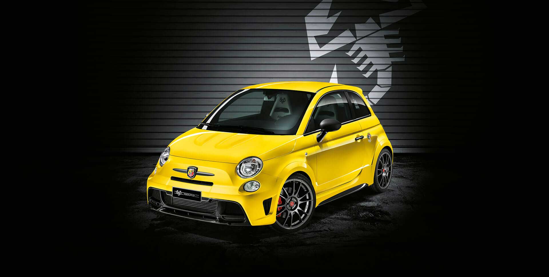 Abarth  695 Biposto Record visione frontale